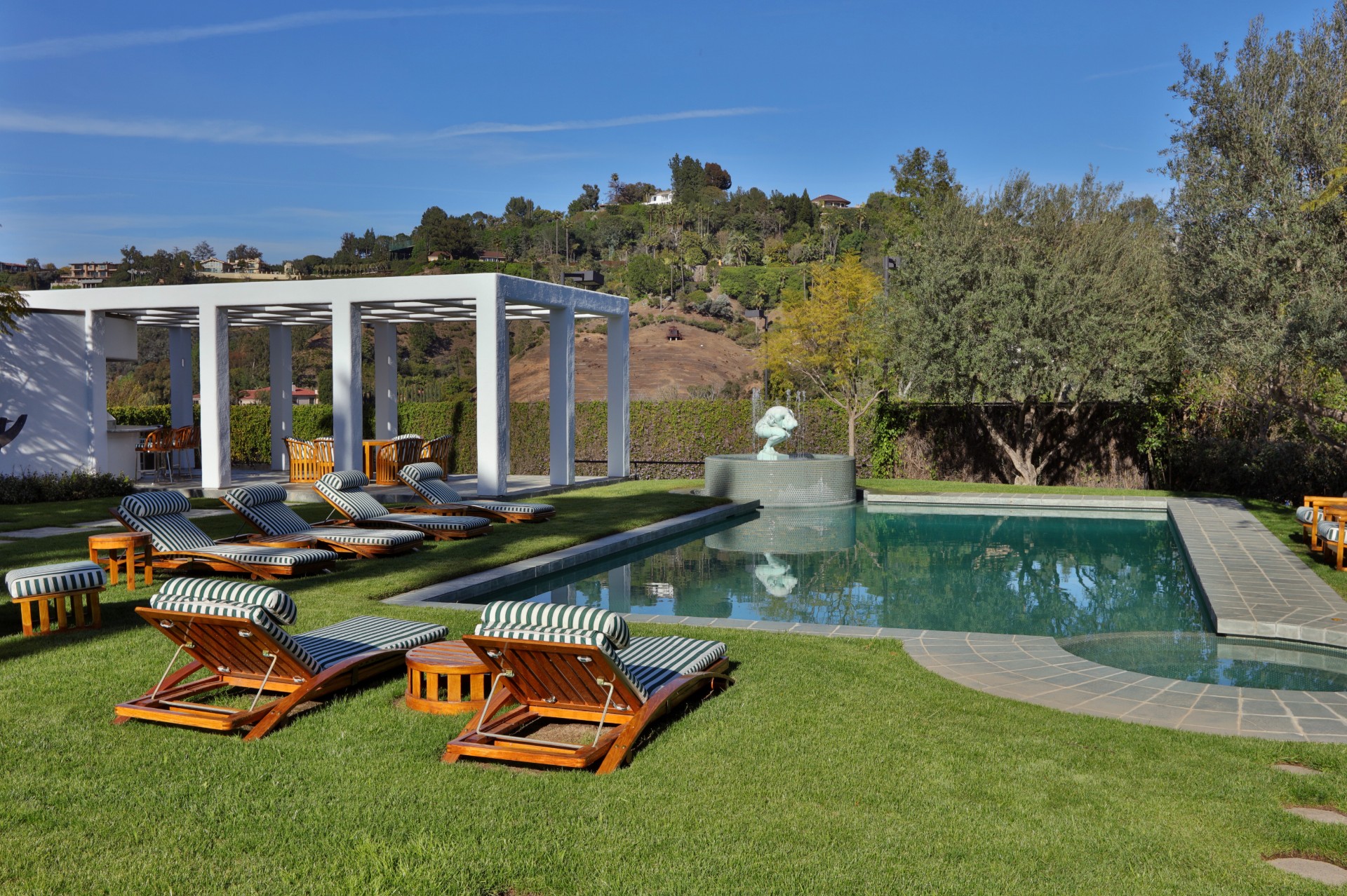 10690 Somma Way Los Angeles, CA 90077 — James Respondek