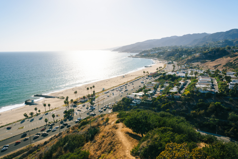 A-gem-among-La-Exclusive-Neighborhood